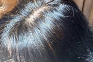 臭いヘナに悩み、石臼挽きが不快な臭いから私を救い出してくれた